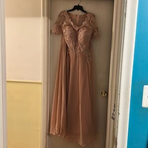 Dusty Rose Mother of the bride dress. Size 22